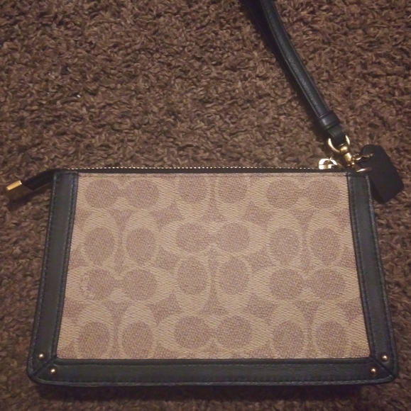 Coach Handbag - Picture 1 of 6